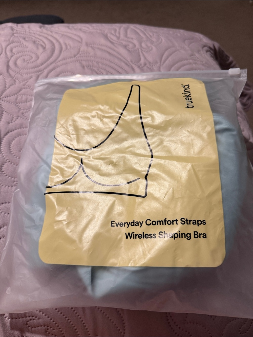 True&Co Everyday Wireless Shaping Bra in Light Blue